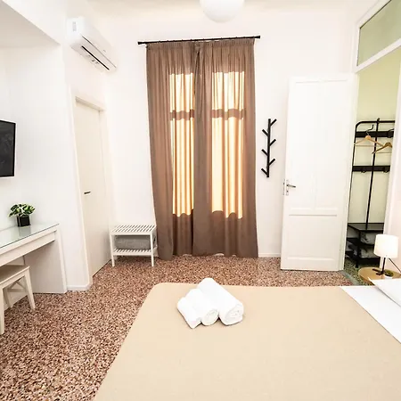 Valguarnera Guest house Palermo